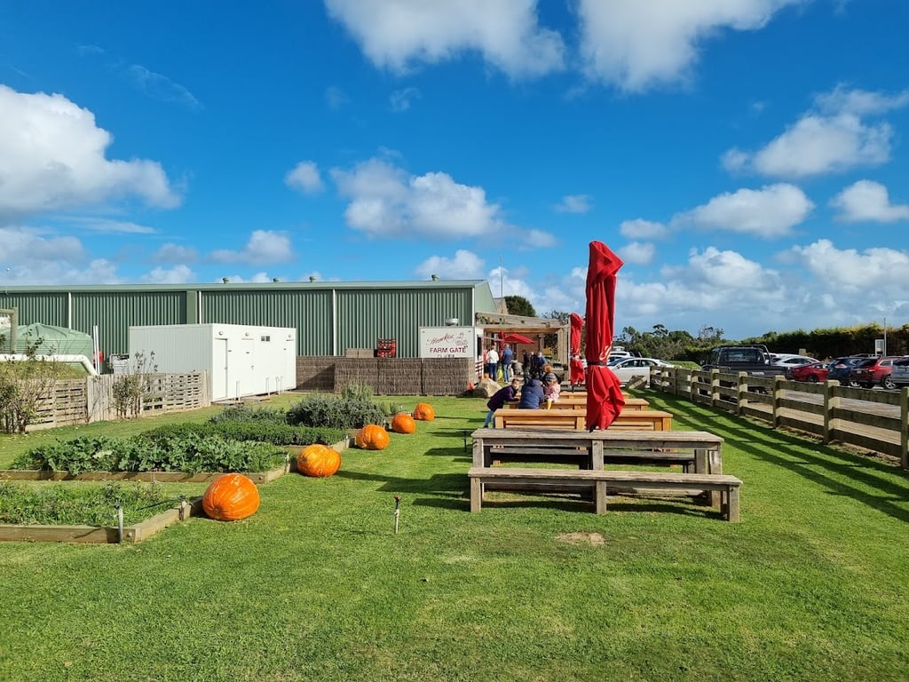 Hawkes Farm in Boneo, VIC