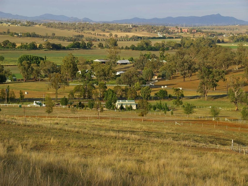 Hillside Farmstay in Nemingha, NSW