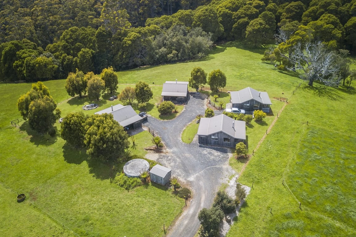 The Rustic Hut Bush Retreat in Penguin, TAS