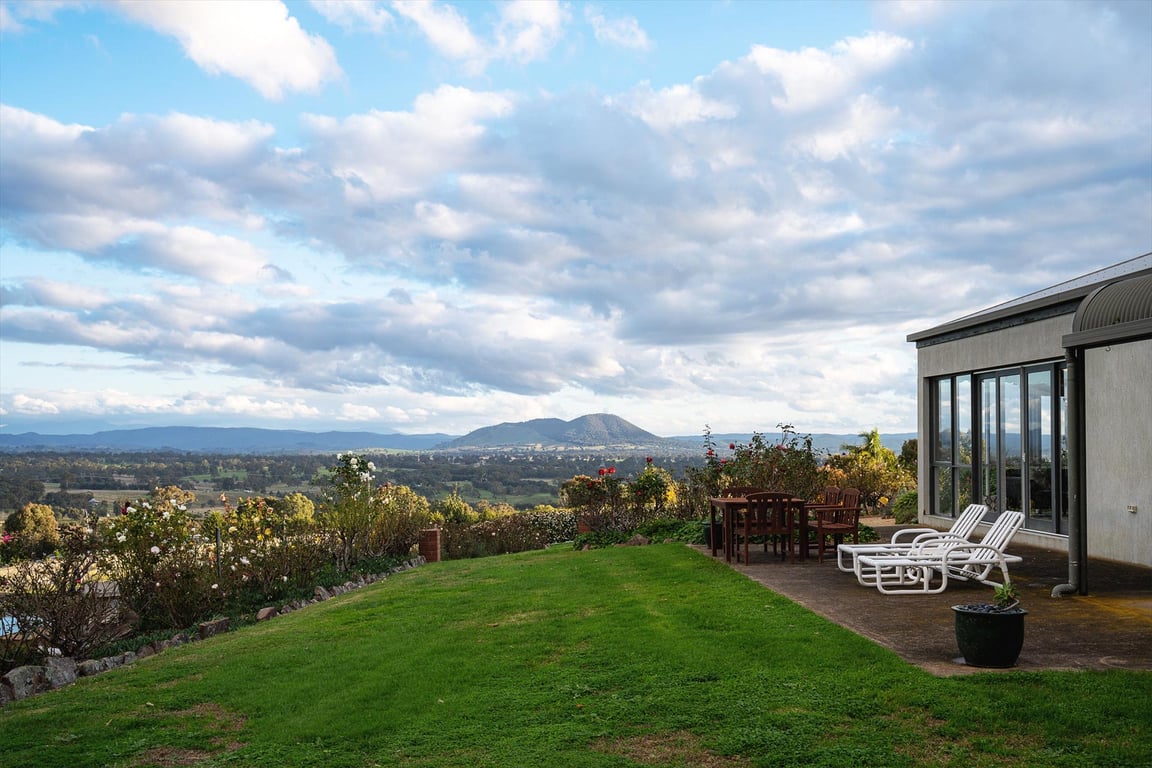 Timberline Park High Country Farmstay in Mansfield / High Country, VIC